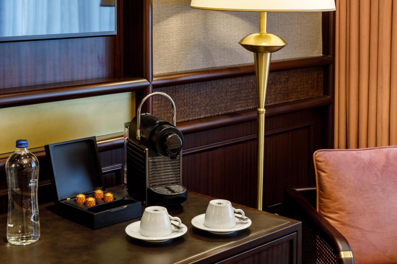 Cronton Design Hotel Stambuł Zewnętrze zdjęcie A Nespresso machine in a hotel room