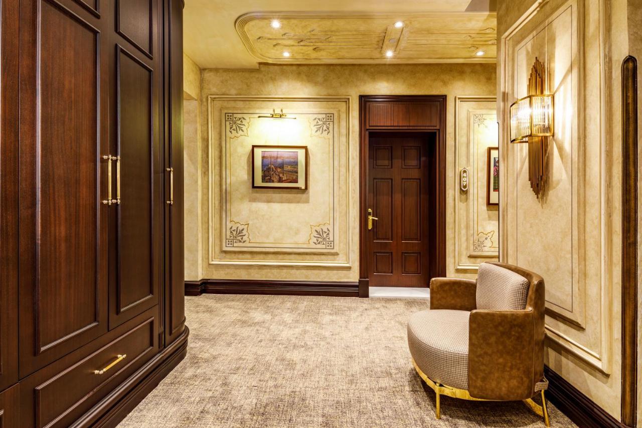 Cronton Design Hotel Stambuł Zewnętrze zdjęcie A suite at the Taj Mahal Palace